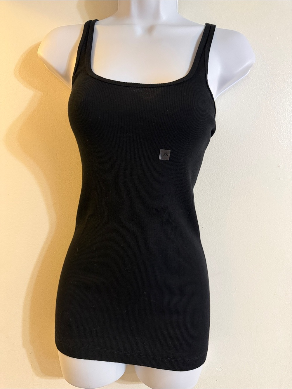 NWT Express Women’s Classic Black Ribbed Tank Top Size XS